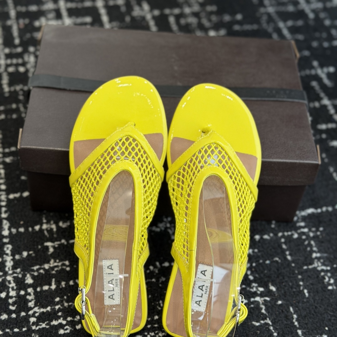 Alaia Ankle-Strap Flat Sandals in Genuine Lambskin with Calfskin Lining and Durable Rubber Sole