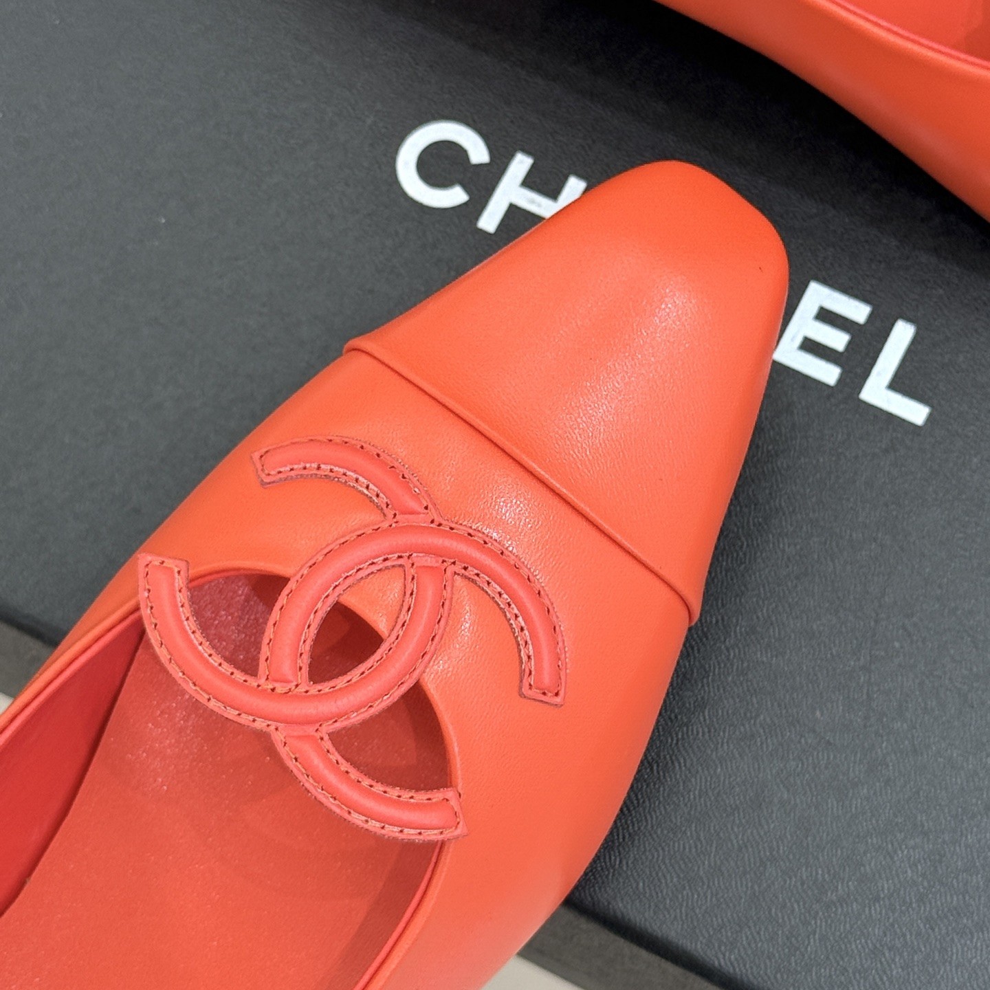 CHANEL Double C Two-tone Flat Ballet Flats in Full-grain Genuine Lambskin with Calfskin Lining Itali
