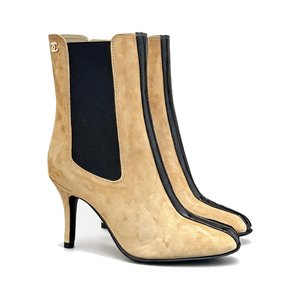 CHANEL Croc-embossed Square Toe Chelsea Ankle Boots in Genuine Lambskin Calfskin Lining Italian Leat