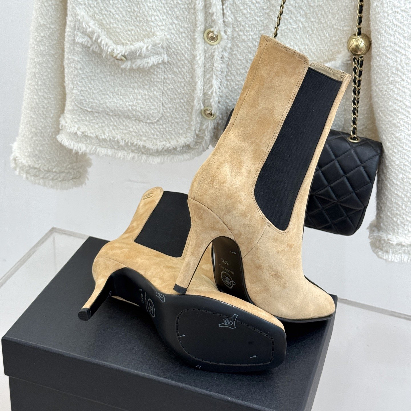 CHANEL Croc-embossed Square Toe Chelsea Ankle Boots in Genuine Lambskin Calfskin Lining Italian Leat