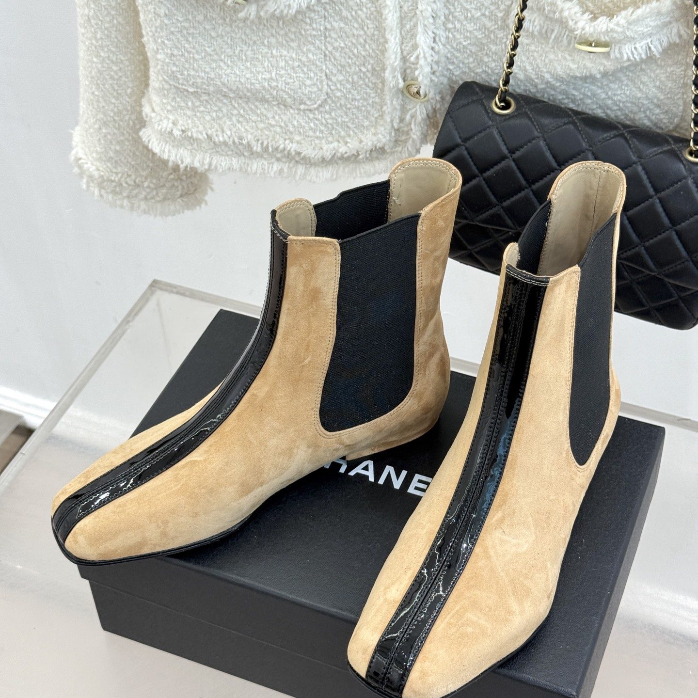 CHANEL Croc-embossed Square Toe Chelsea Boots in Genuine Lambskin Calfskin Lining Italian Leather So