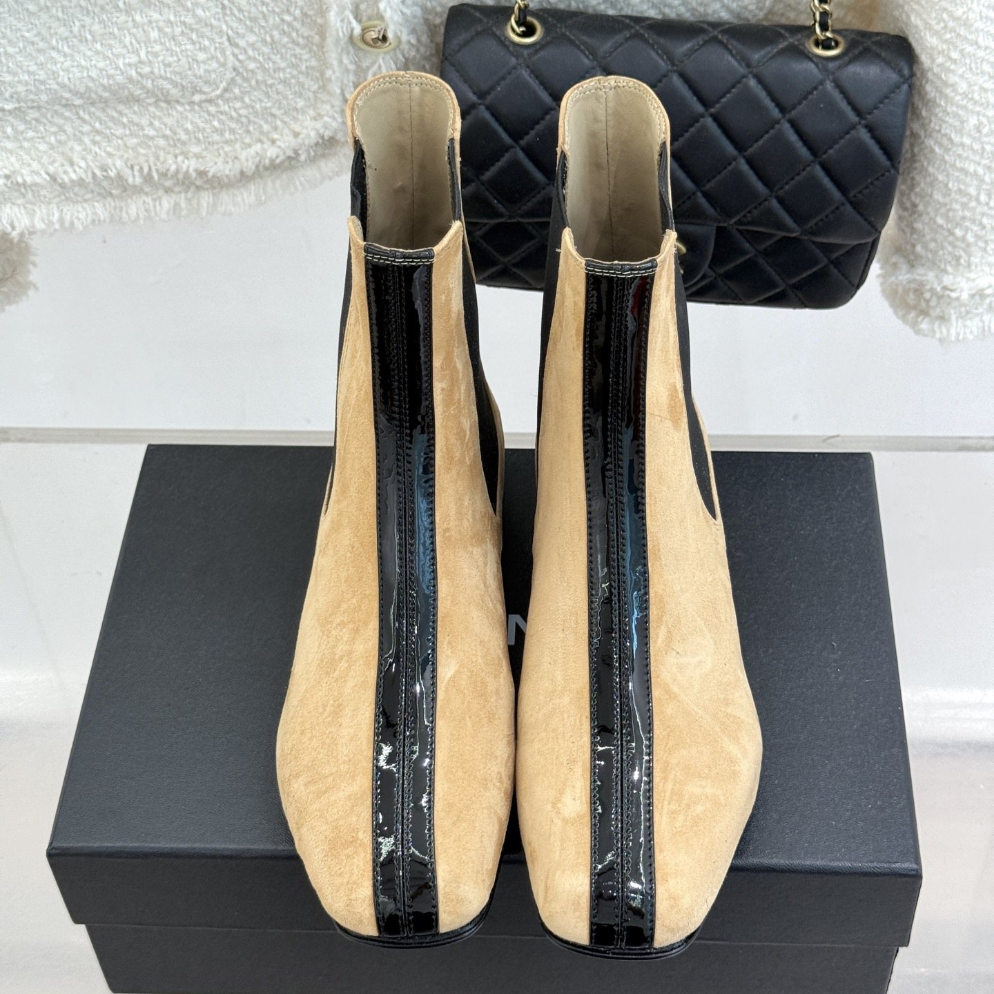 CHANEL Croc-embossed Square Toe Chelsea Boots in Genuine Lambskin Calfskin Lining Italian Leather So