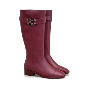 CHANEL Double C Metal Buckle Strap Riding Short Boots in Cowhide Lambskin Lining and Italian Leather