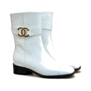 CHANEL Double C Metal Buckle Strap Riding Short Boots in Cowhide Lambskin Lining and Italian Leather