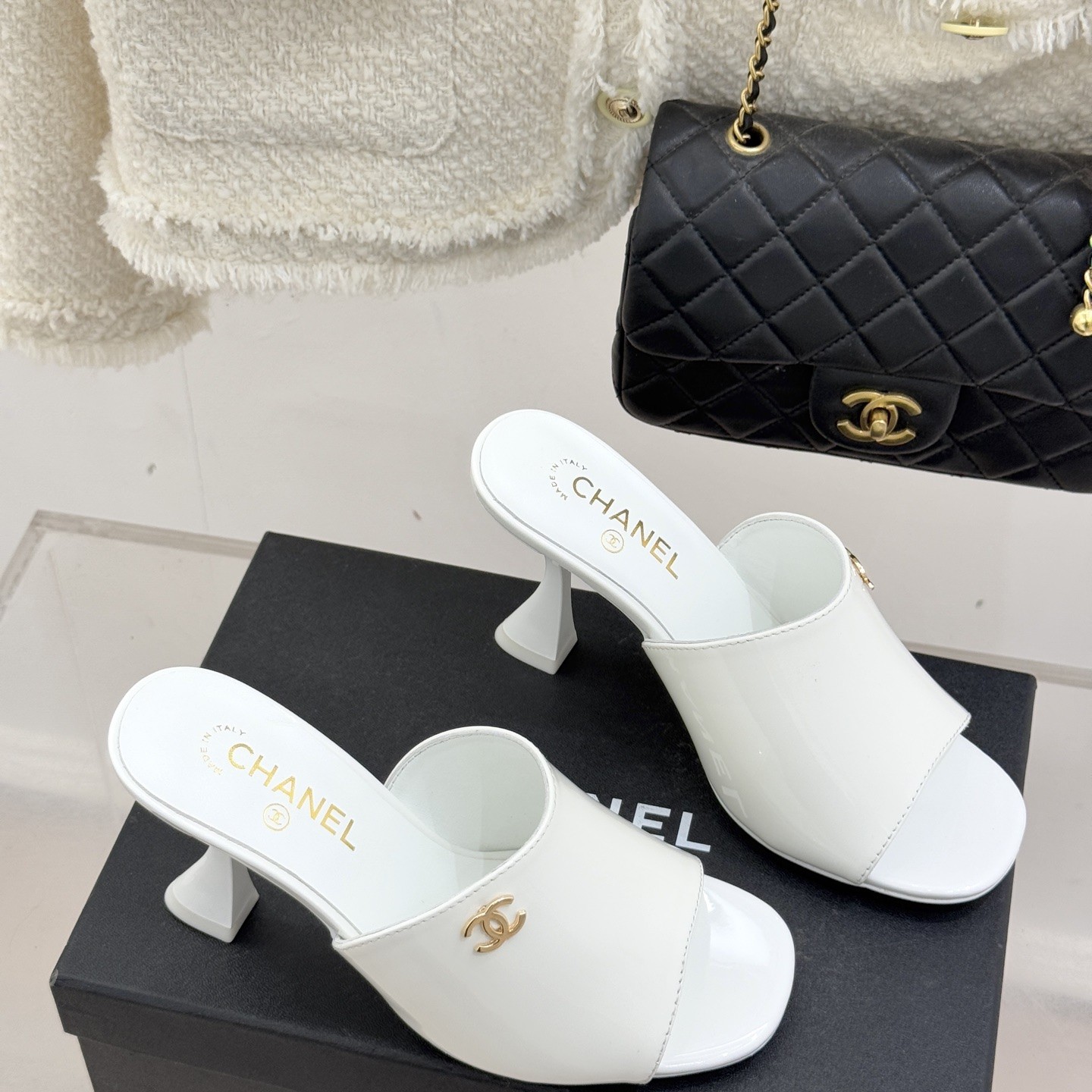 CHANEL Pointed Toe High Heel Pumps in Genuine Calfskin with Lambskin Lining and Italian Leather Sole