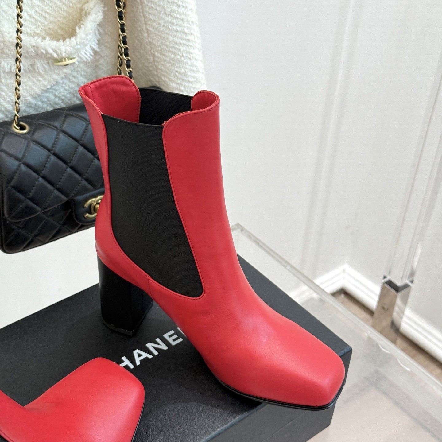 CHANEL Double C Two-tone Flat Ballet Flats in Full-grain Genuine Lambskin with Calfskin Lining Itali