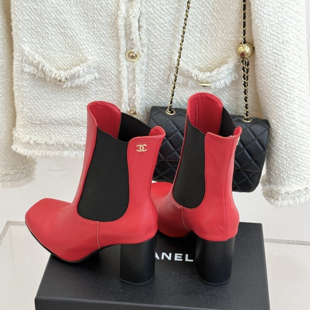 CHANEL Double C Two-tone Flat Ballet Flats in Full-grain Genuine Lambskin with Calfskin Lining Itali