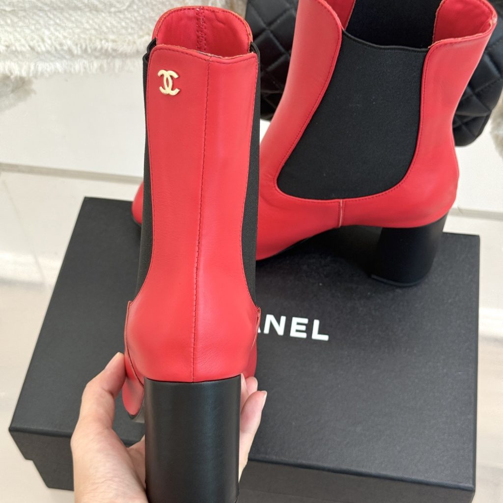CHANEL Double C Two-tone Flat Ballet Flats in Full-grain Genuine Lambskin with Calfskin Lining Itali