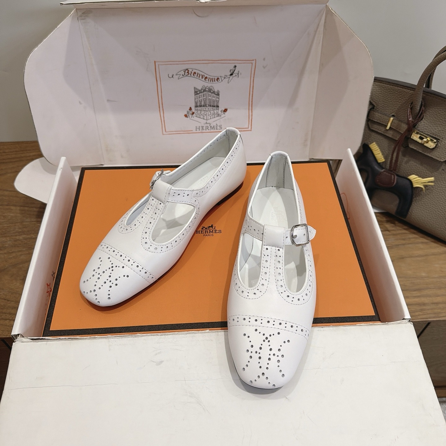 HERMES Laser-Engraved Loafer Shoes in Genuine Calfskin with Lambskin Lining Italian Leather Sole