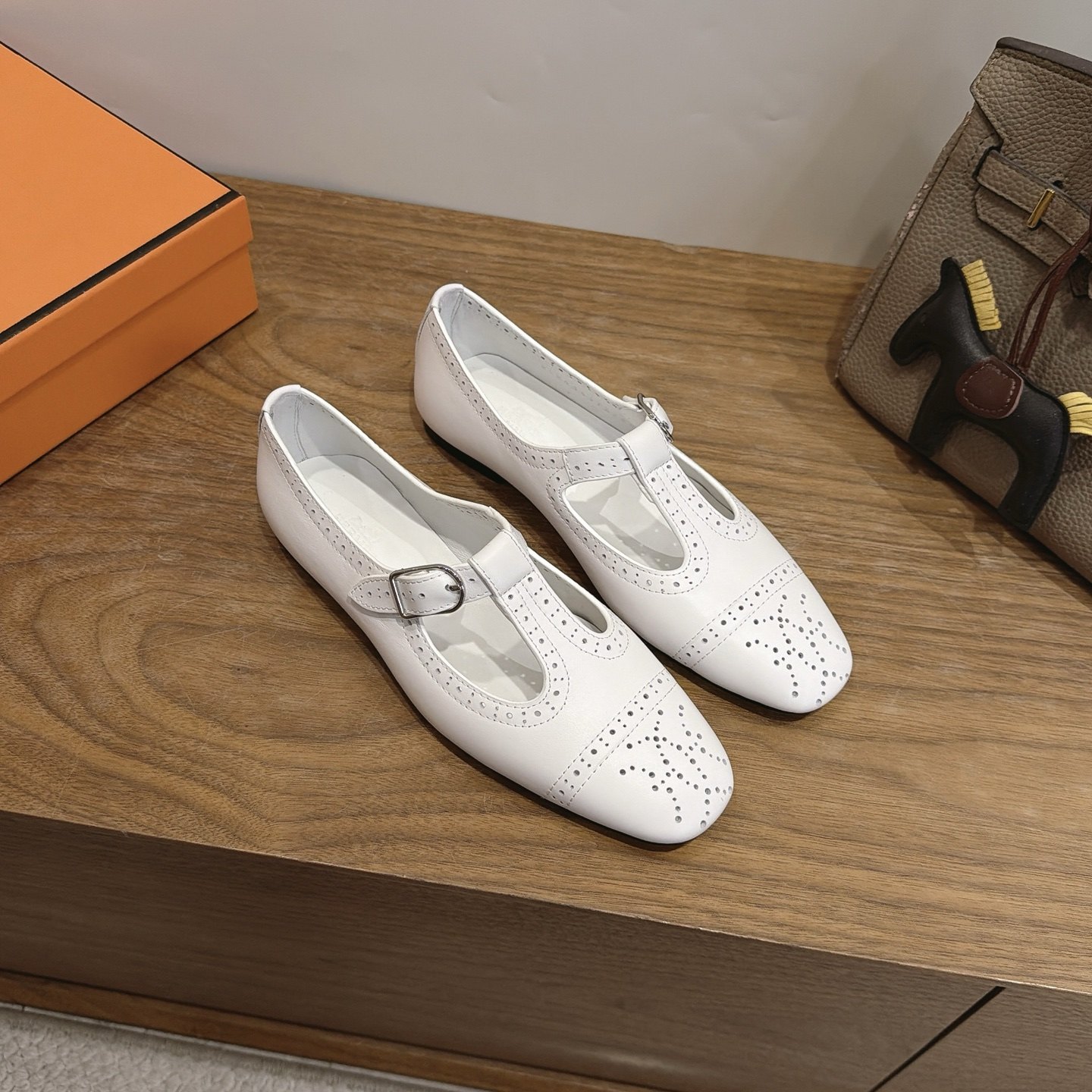 HERMES Laser-Engraved Loafer Shoes in Genuine Calfskin with Lambskin Lining Italian Leather Sole