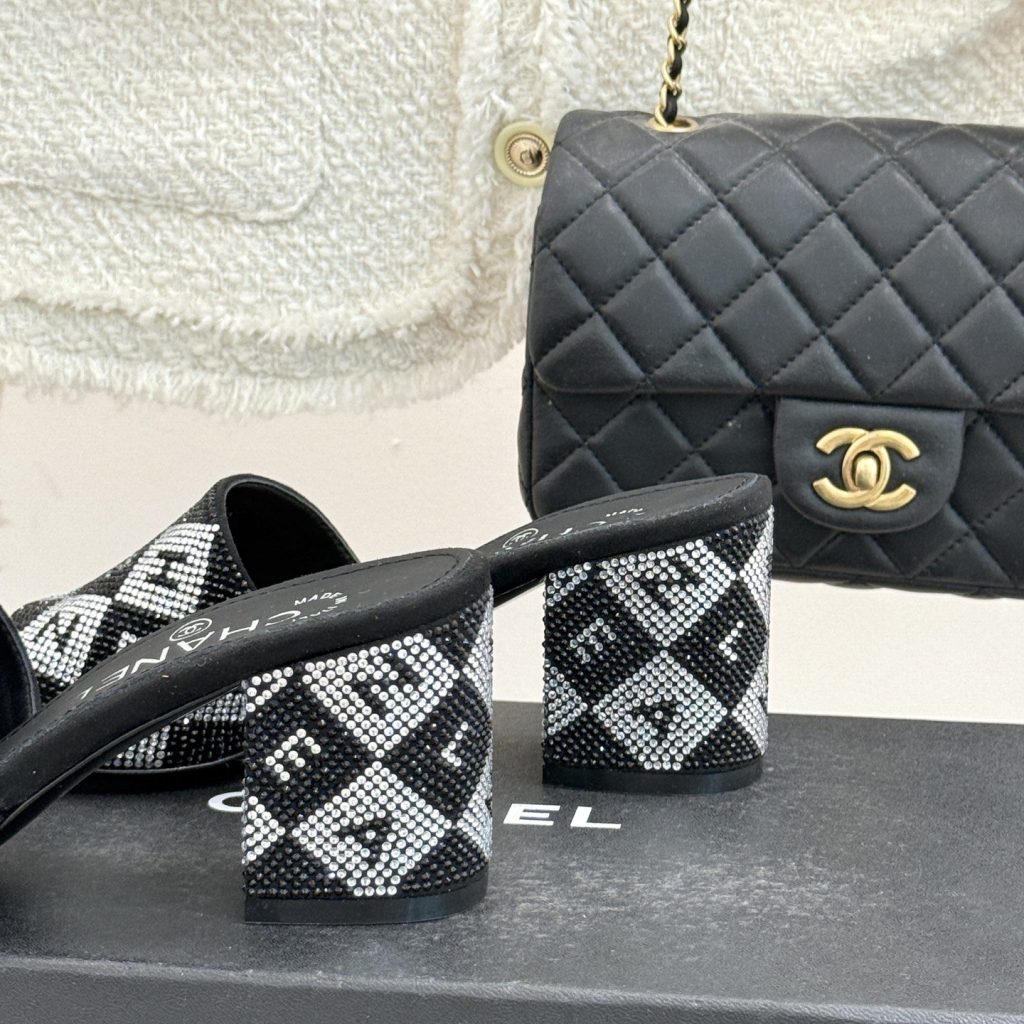 CHANEL Classic Crystal Double C Letter Slippers in Genuine Lambskin with Calfskin Lining Italian Lea
