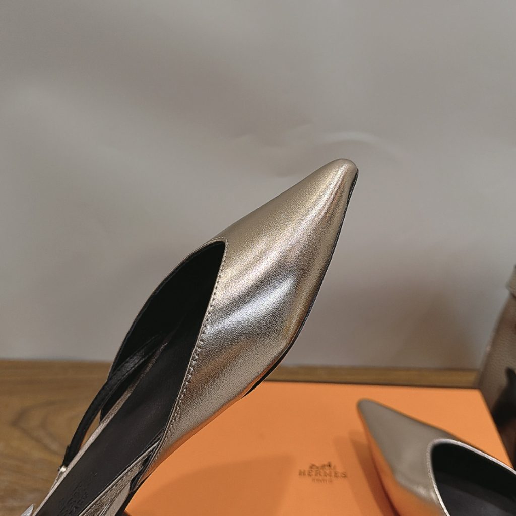 Hermes Eclair Pointed Toe Backless Slingback Flats in Calfskin Wool Lining and Italian Leather Sole