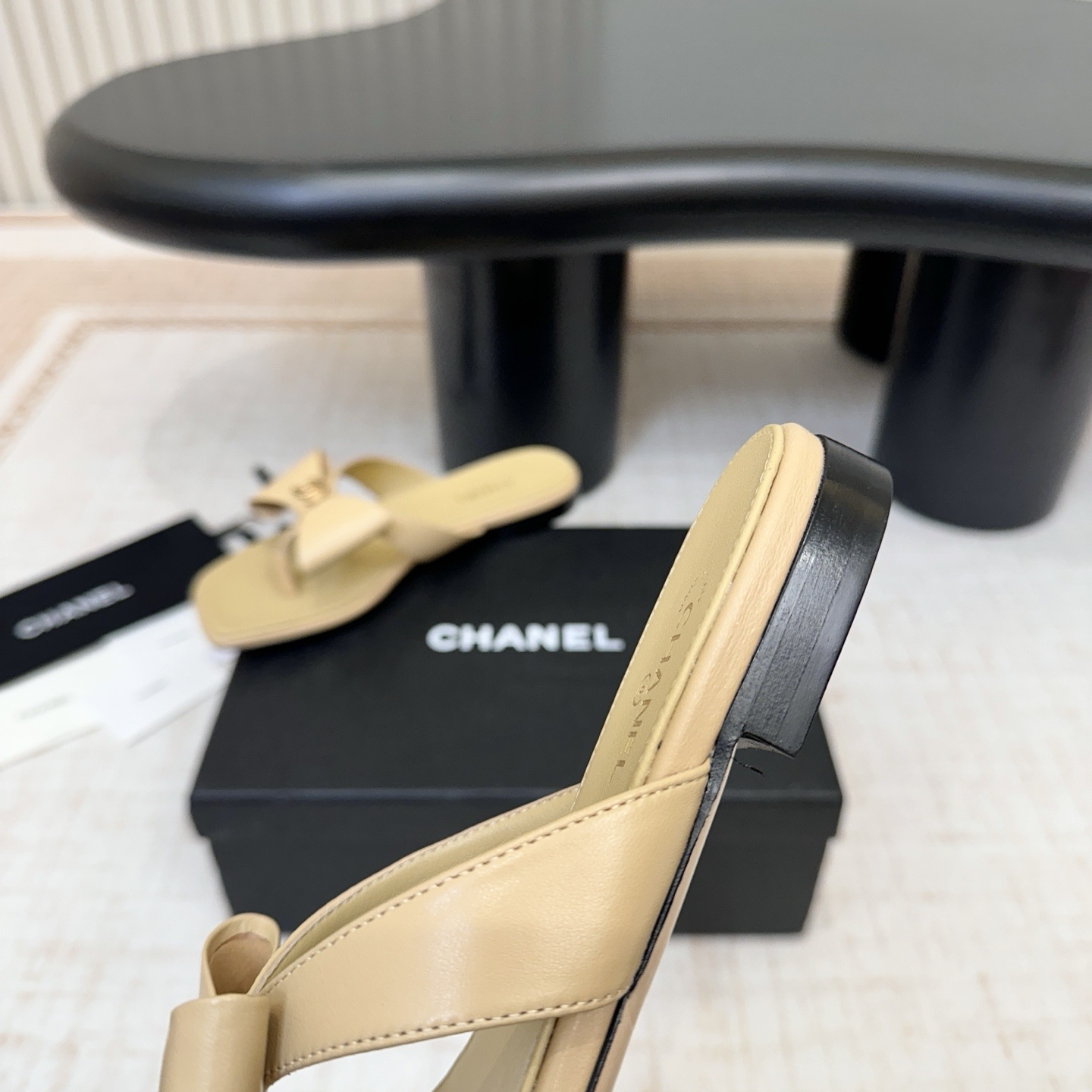 Chanel Double C Chain Ribbon Bow Toe-Post Flat Slippers in Suede and Lamb Leather Sole Genuine Lambs
