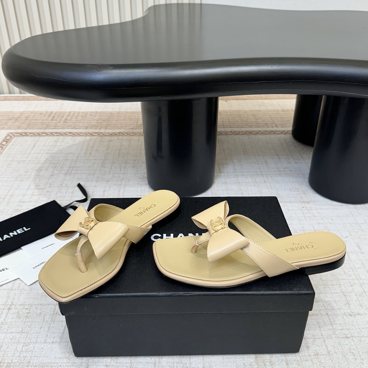 Chanel Double C Chain Ribbon Bow Toe-Post Flat Slippers in Suede and Lamb Leather Sole Genuine Lambs