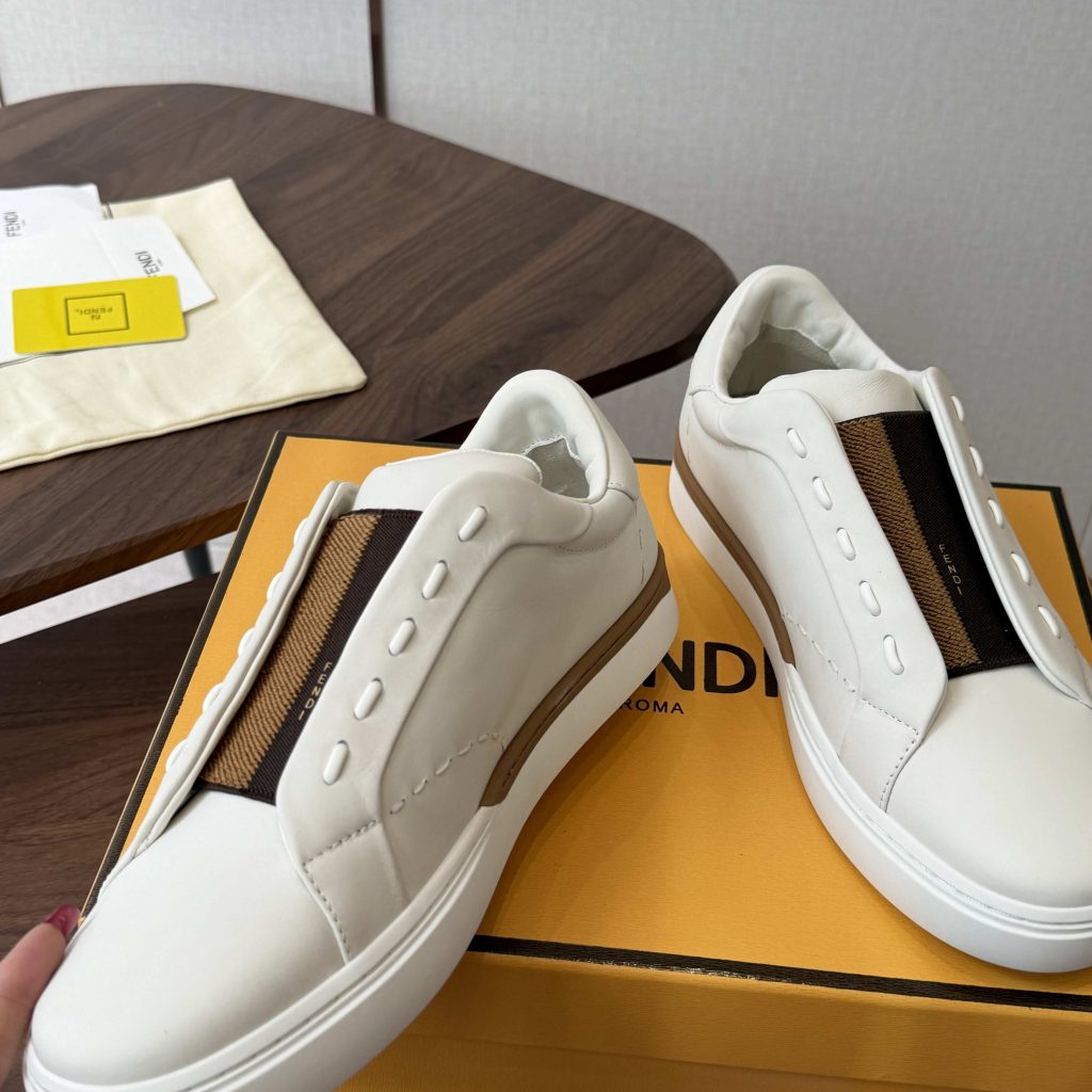 FENDI Low-Top Casual Sneakers in Genuine Calfskin with Lambskin Lining and Italian Leather Sole