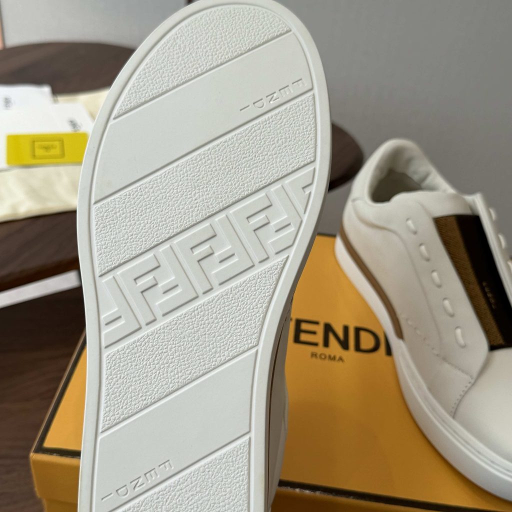 FENDI Low-Top Casual Sneakers in Genuine Calfskin with Lambskin Lining and Italian Leather Sole