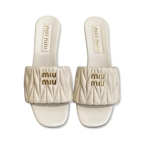 Miu Miu Quilted Flat Sandals in Genuine Lambskin with Metal Logo Calfskin Lining Italian Leather Sol