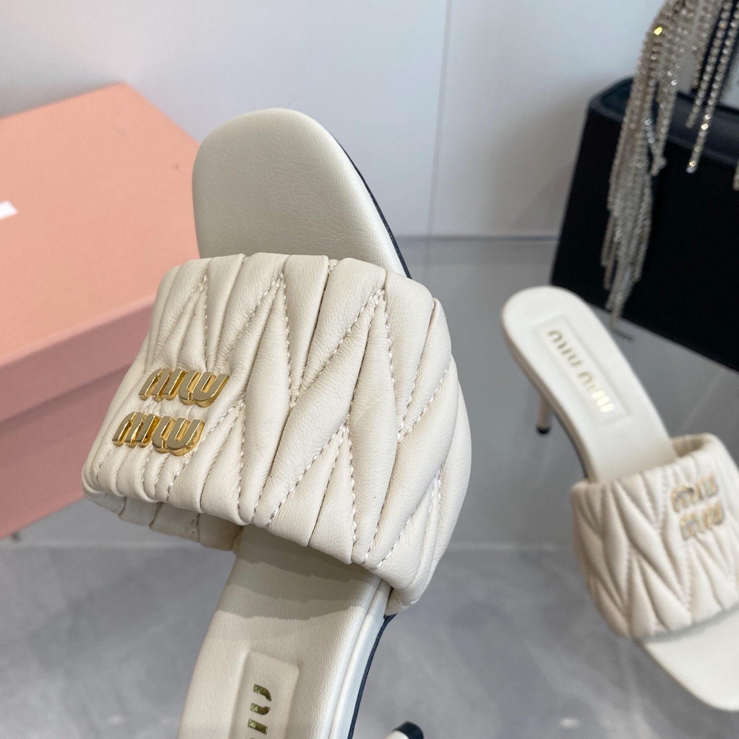 Miu Miu Quilted Flat Sandals in Genuine Lambskin with Metal Logo Calfskin Lining Italian Leather Sol