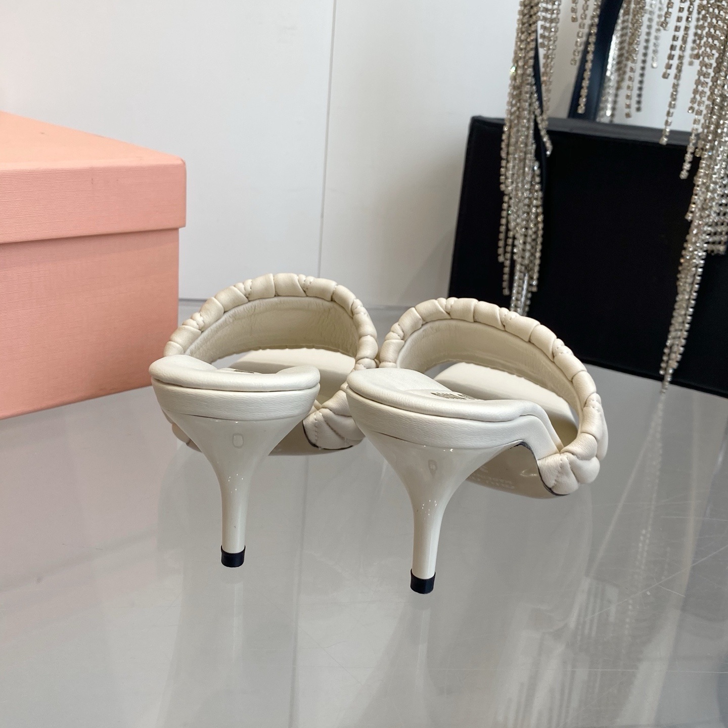 Miu Miu Quilted Flat Sandals in Genuine Lambskin with Metal Logo Calfskin Lining Italian Leather Sol