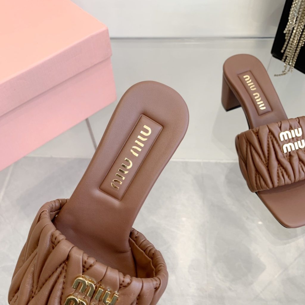 Miu Miu Quilted Flat Slide Sandals in Genuine Lambskin with Metal Logo Calfskin Lining Italian Leath