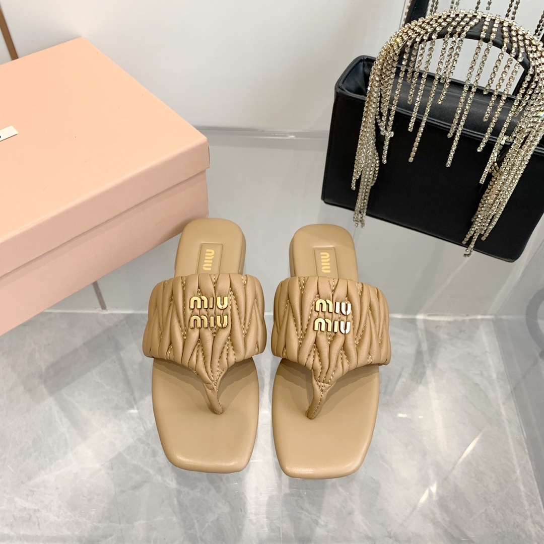 Miu Miu Quilted Flat Sandals in Genuine Lambskin with Calfskin Lining Italian Leather Sole Premium