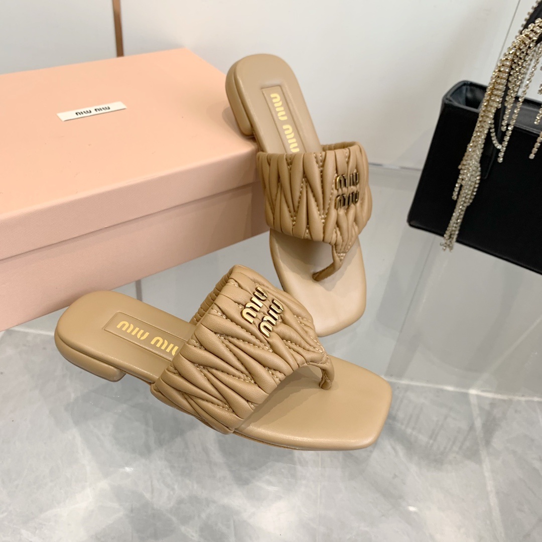 Miu Miu Quilted Flat Sandals in Genuine Lambskin with Calfskin Lining Italian Leather Sole Premium