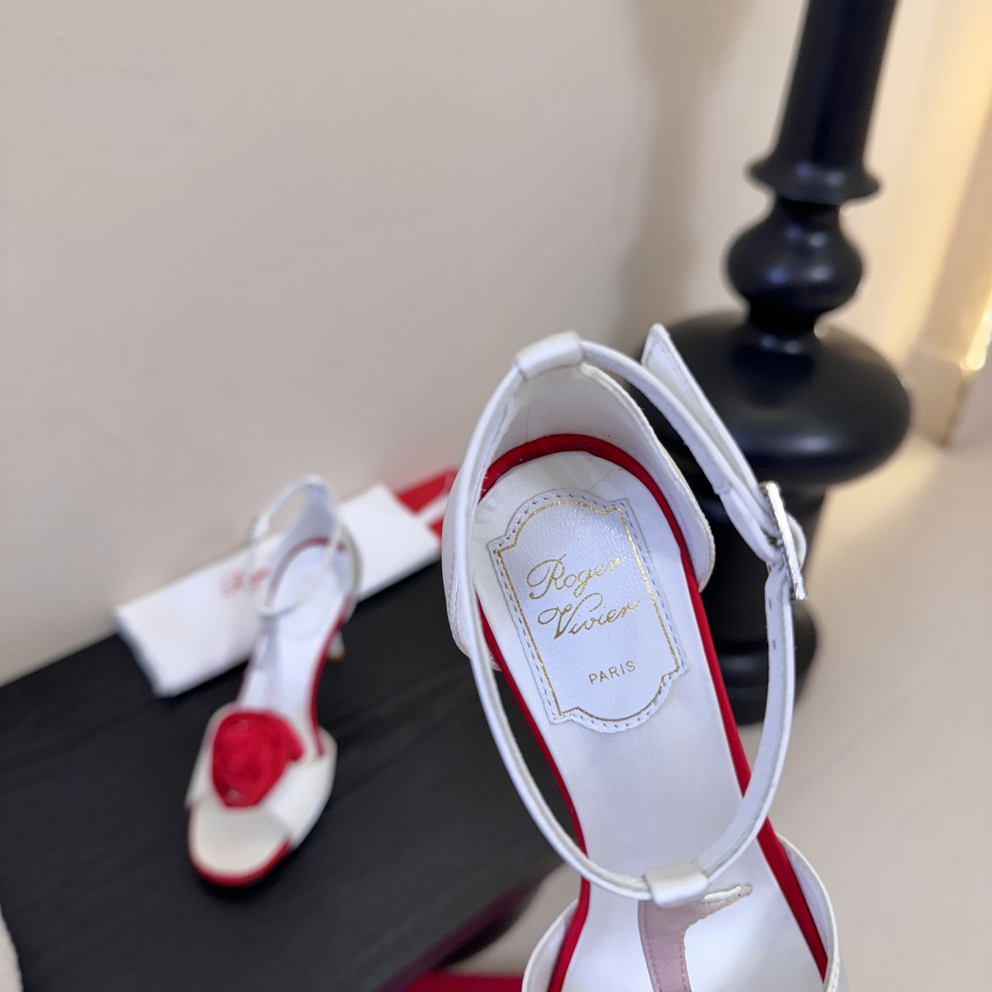 Roger Vivier Pointed Rose Buckle High Heel Pumps in Silk with Genuine Lambskin Lining Italian Leathe