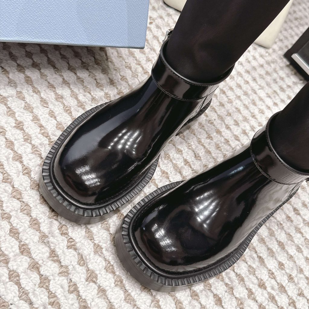 Prada Slip-On Mid-Calf Riding Boots in Genuine Calfskin Leather with Platform Outsole Lambsk Pr