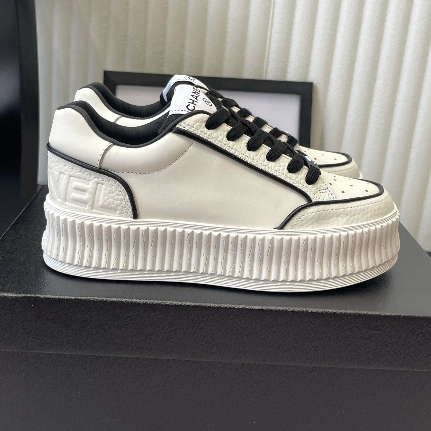 CHANEL Low-Top Casual Sneakers in Genuine Calfskin with Lambskin Lining and Italian Leather Sole