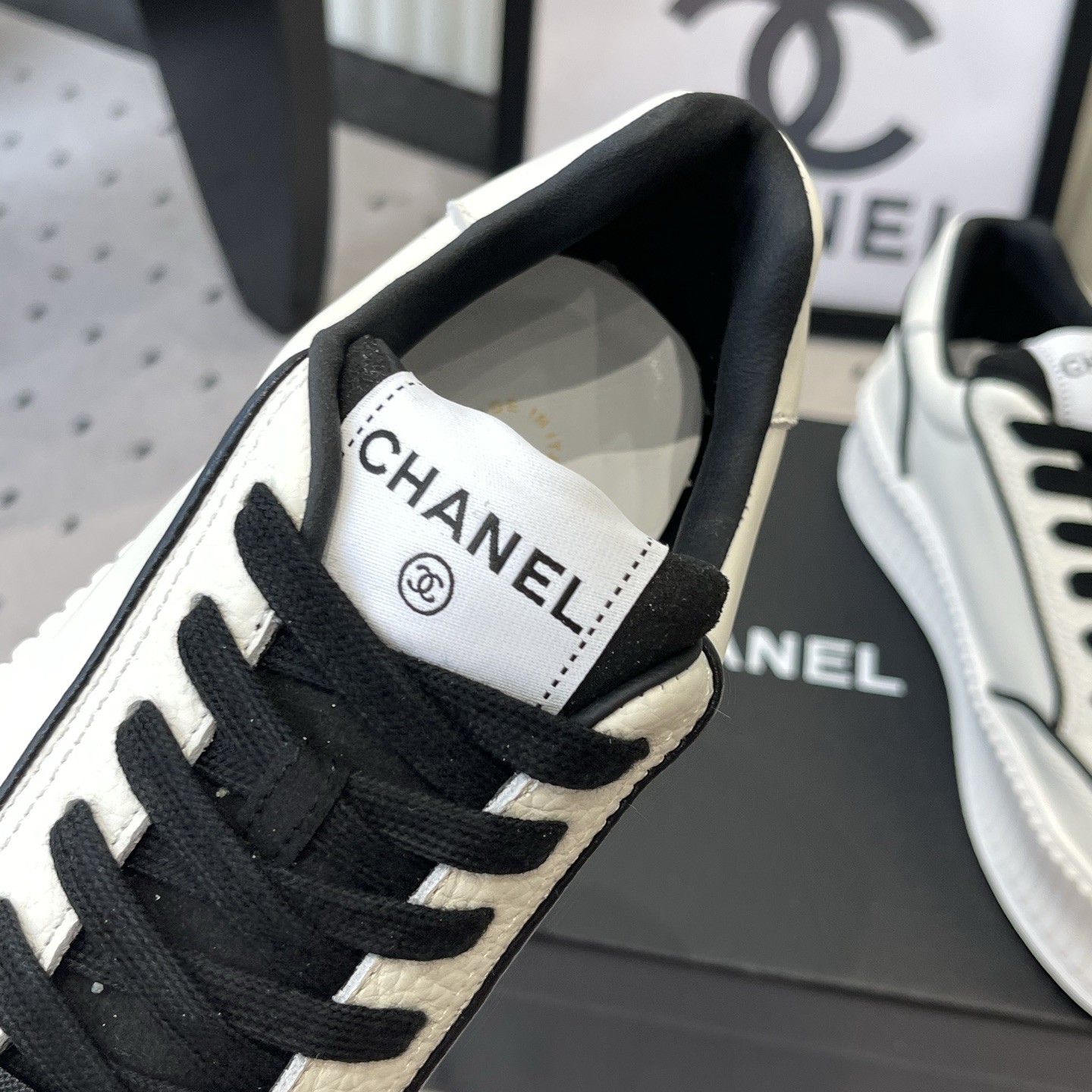 CHANEL Low-Top Casual Sneakers in Genuine Calfskin with Lambskin Lining and Italian Leather Sole