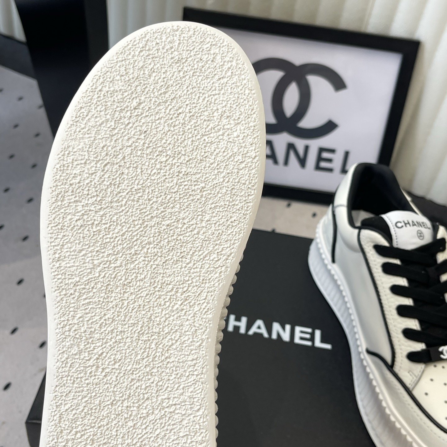 CHANEL Low-Top Casual Sneakers in Genuine Calfskin with Lambskin Lining and Italian Leather Sole