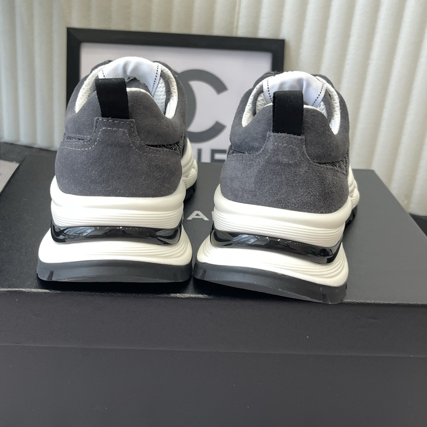 CHANEL Low-Top Casual Sneakers in Genuine Calfskin with Lambskin Lining and Italian Leather Sole