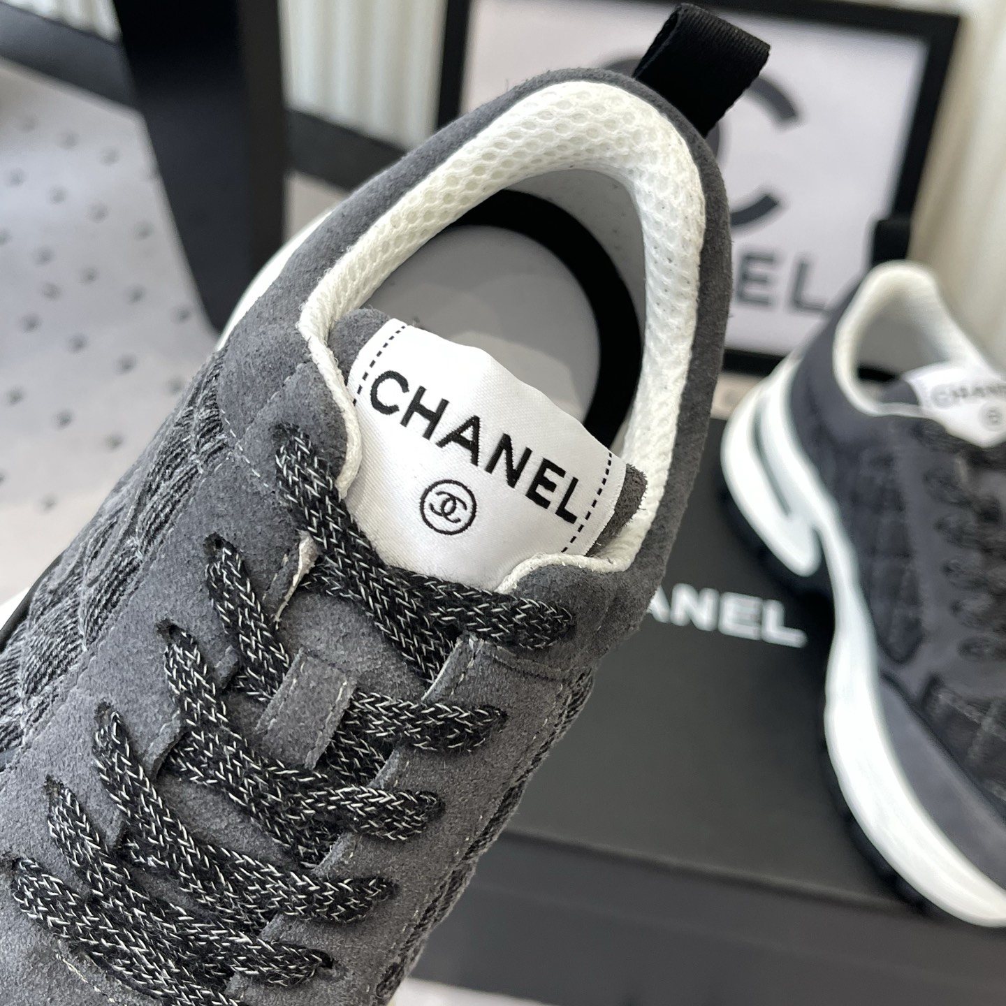 CHANEL Low-Top Casual Sneakers in Genuine Calfskin with Lambskin Lining and Italian Leather Sole