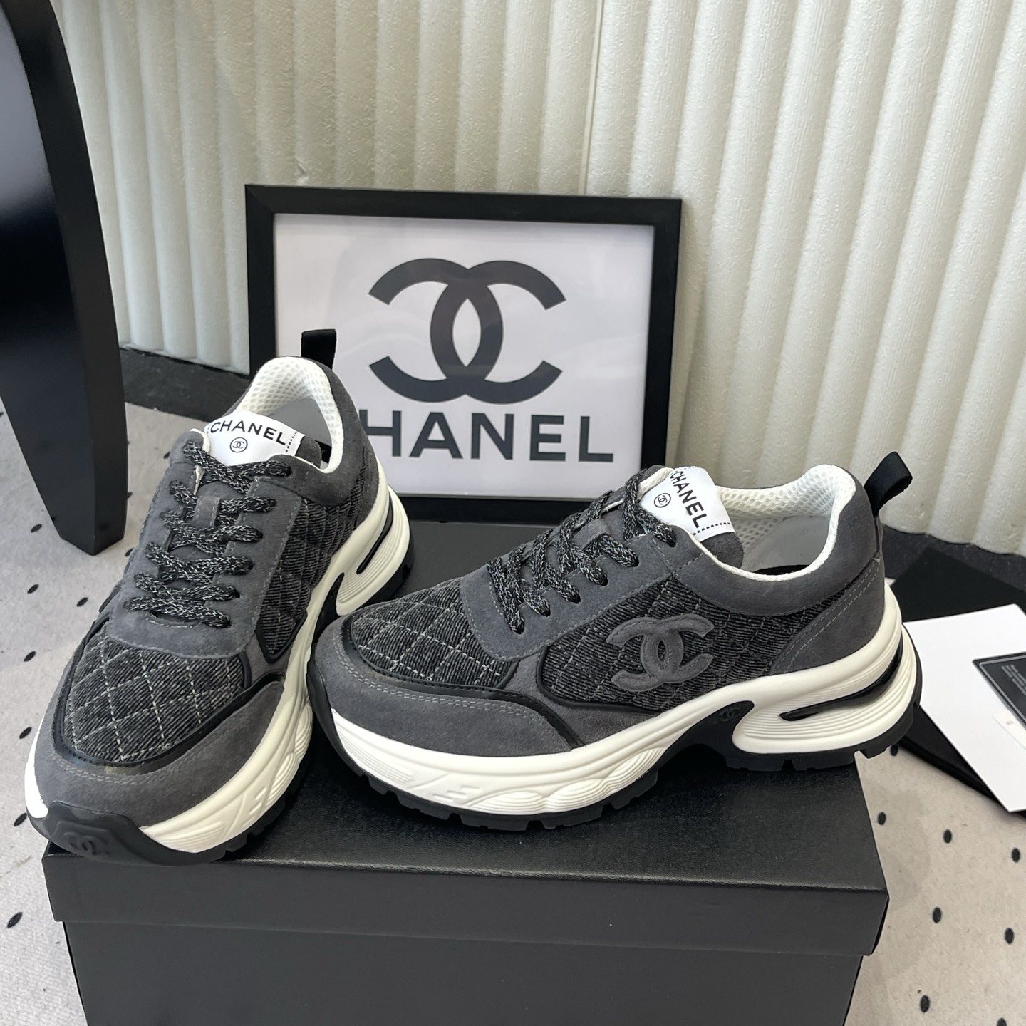 CHANEL Low-Top Casual Sneakers in Genuine Calfskin with Lambskin Lining and Italian Leather Sole