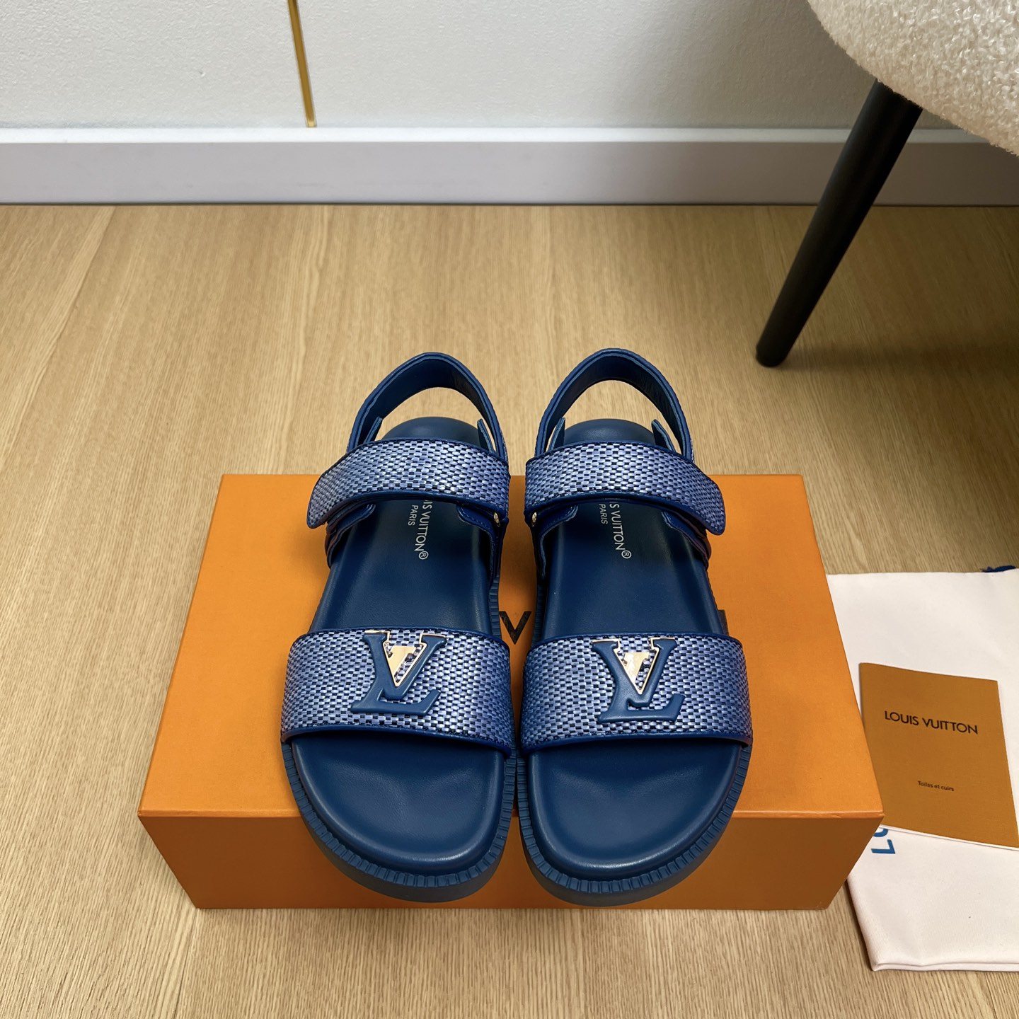 LOUIS VUITTON Flat Slide Sandals in Genuine Calfskin with Lambskin Lining and Italian Leather Sole