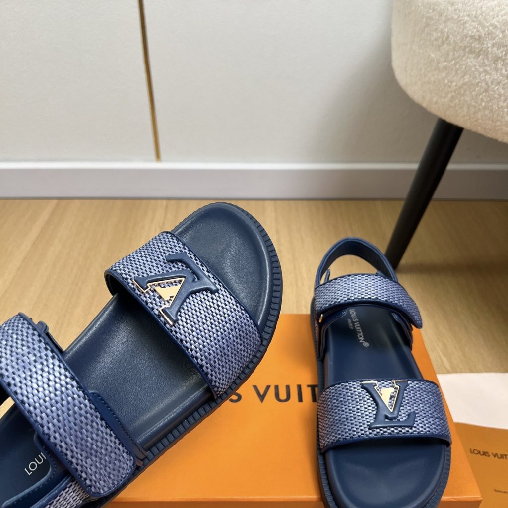 LOUIS VUITTON Flat Slide Sandals in Genuine Calfskin with Lambskin Lining and Italian Leather Sole