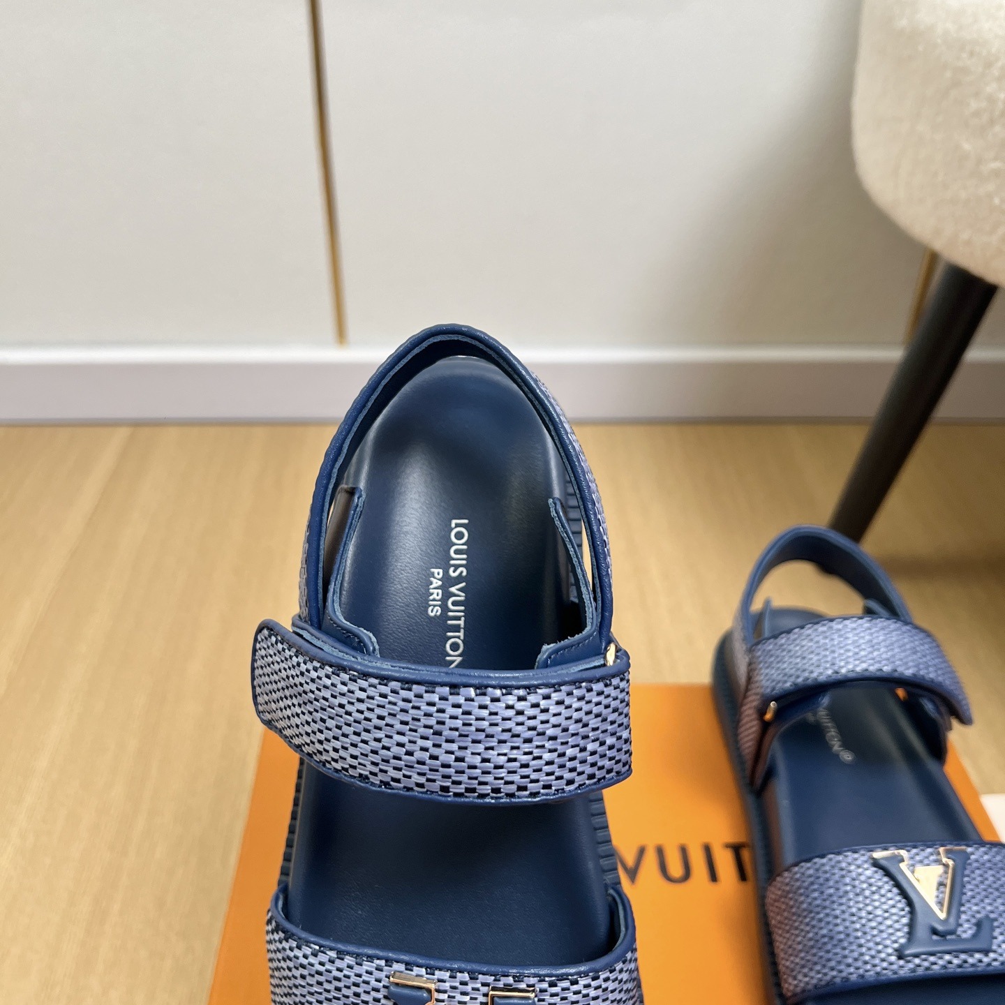 LOUIS VUITTON Flat Slide Sandals in Genuine Calfskin with Lambskin Lining and Italian Leather Sole