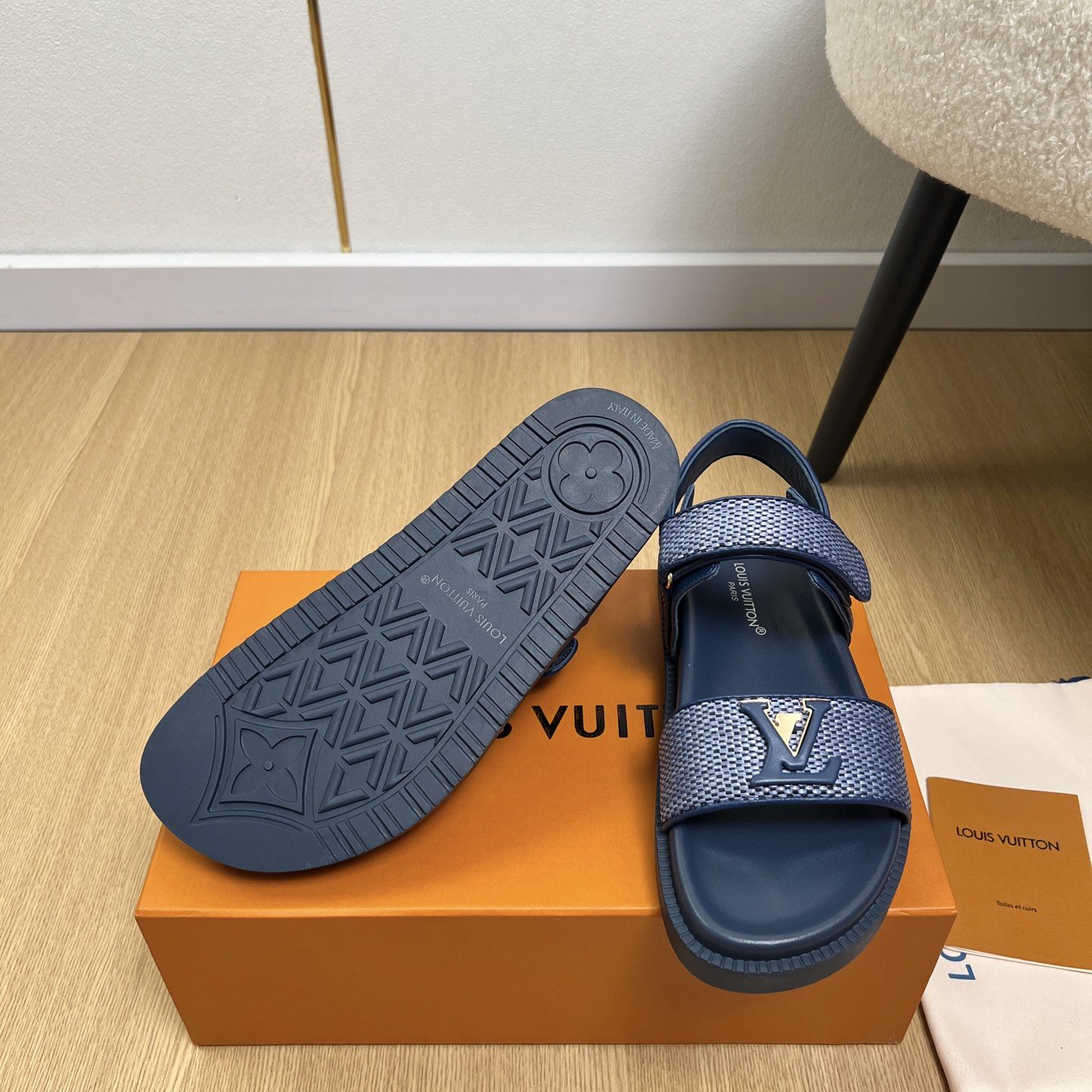 LOUIS VUITTON Flat Slide Sandals in Genuine Calfskin with Lambskin Lining and Italian Leather Sole