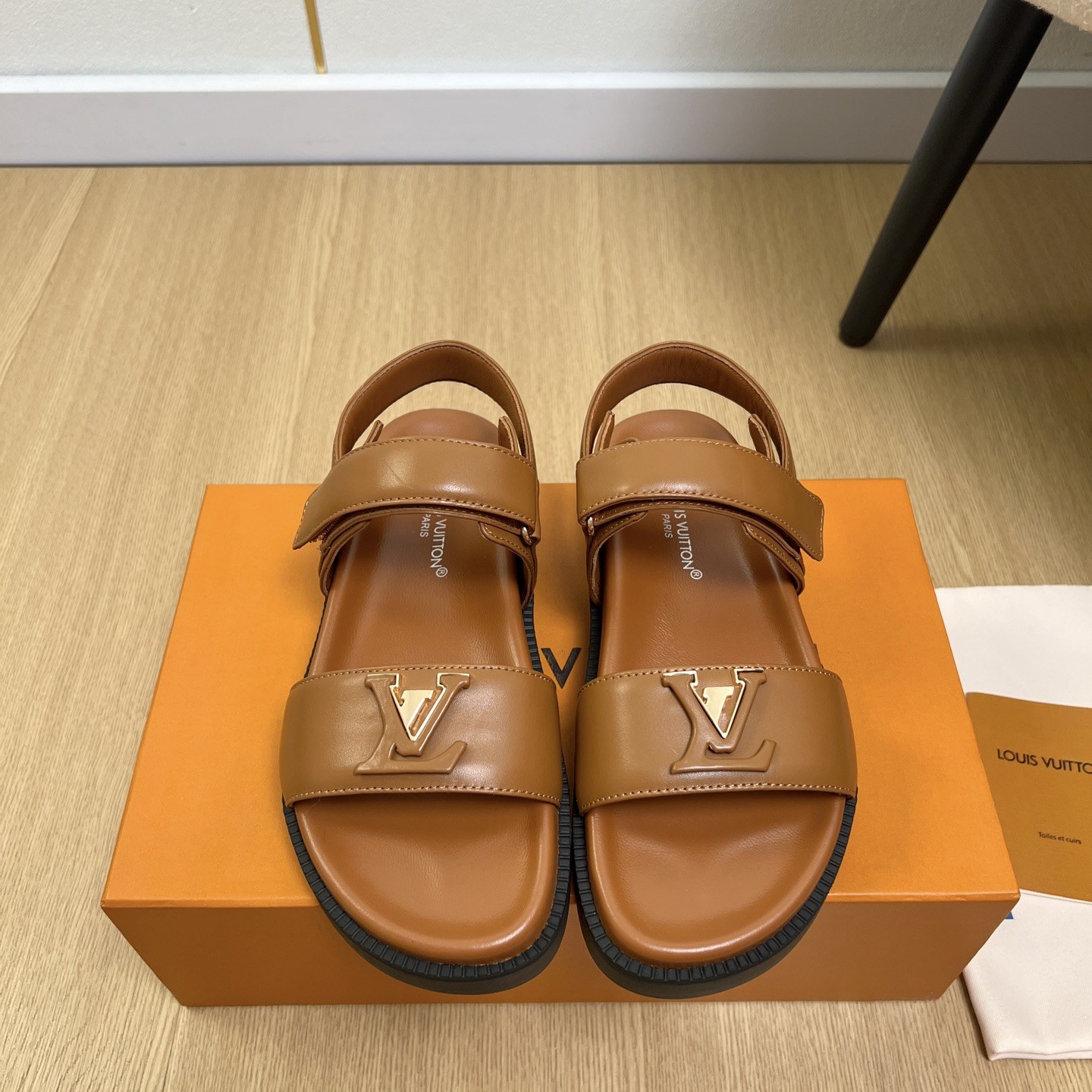 LOUIS VUITTON Flat Slide Sandals in Genuine Calfskin with Lambskin Lining and Italian Leather Sole