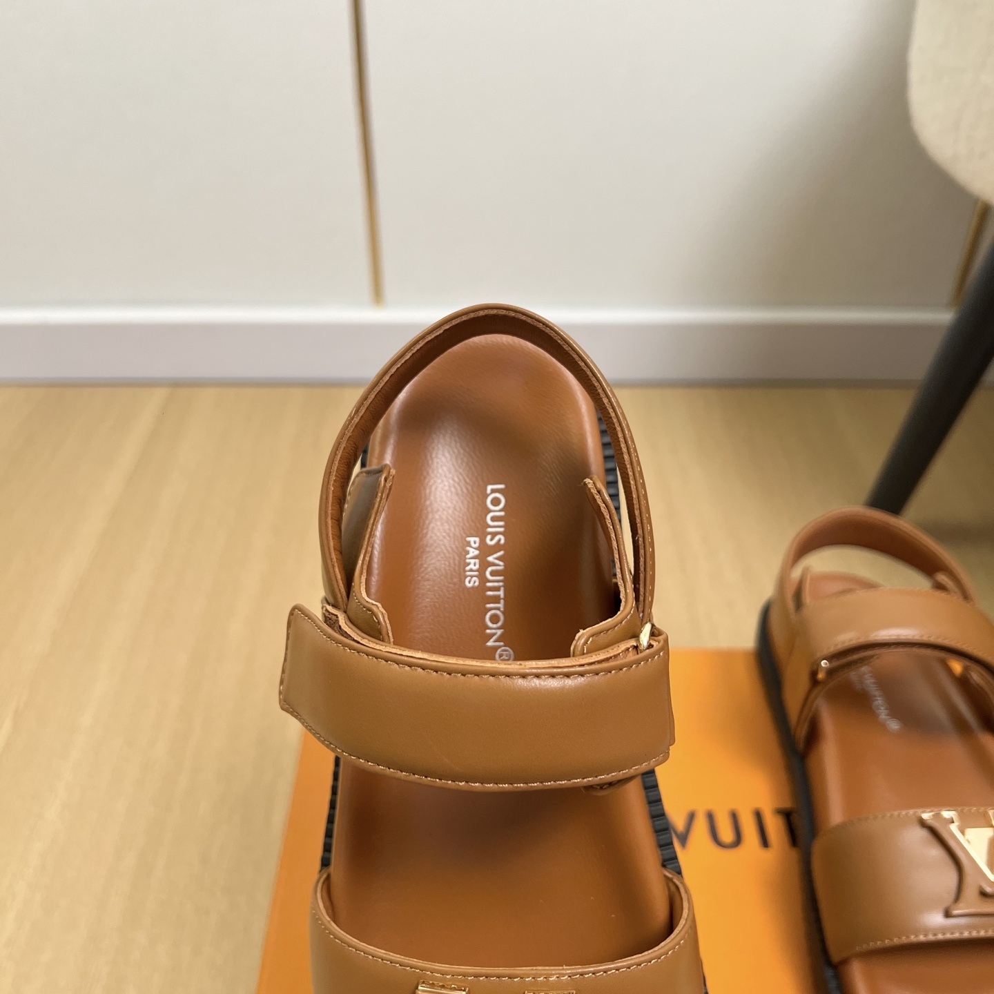 LOUIS VUITTON Flat Slide Sandals in Genuine Calfskin with Lambskin Lining and Italian Leather Sole