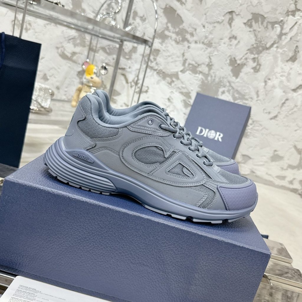 DIOR Sneakers in Premium Leather with Molded Rubber Outsole Genuine Lambskin Lining Italian Suede