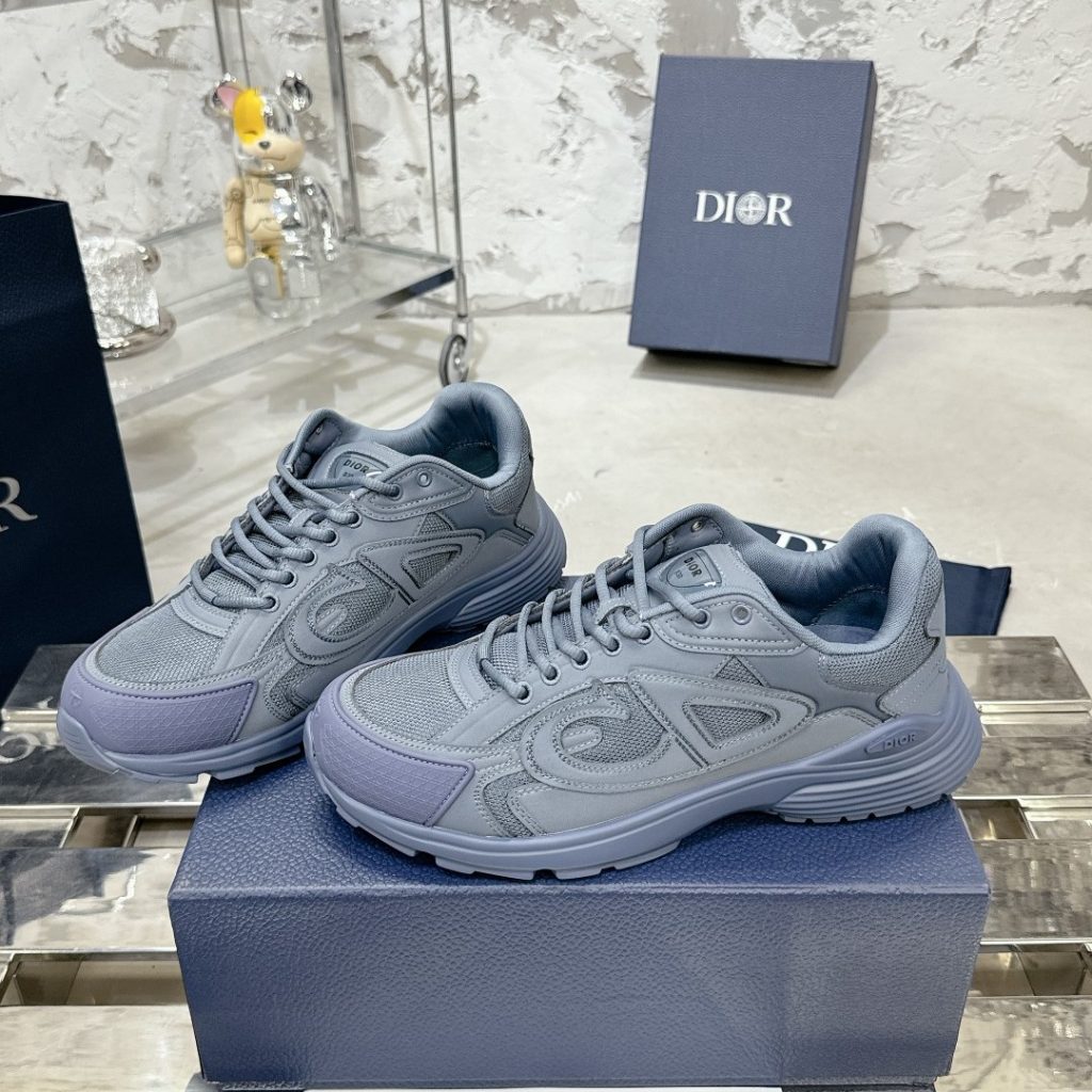 DIOR Sneakers in Premium Leather with Molded Rubber Outsole Genuine Lambskin Lining Italian Suede