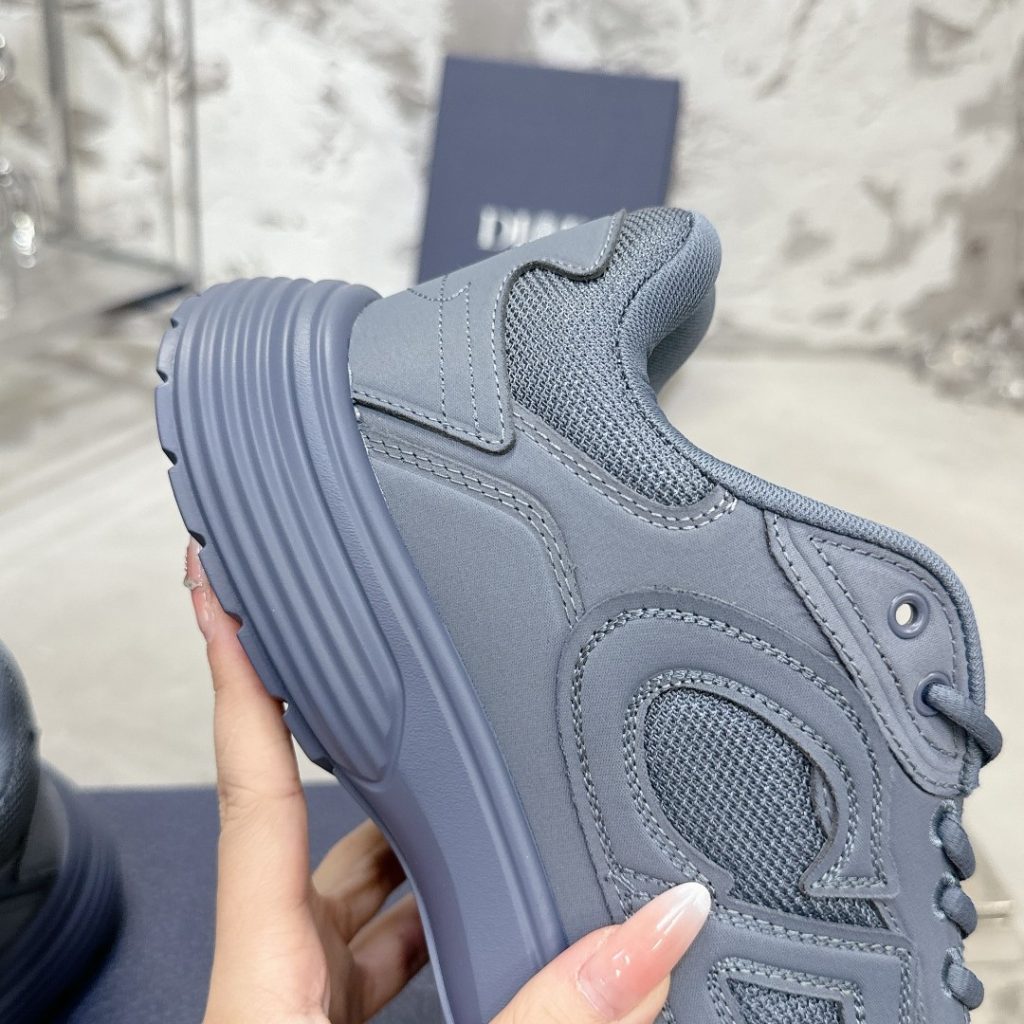 DIOR Sneakers in Premium Leather with Molded Rubber Outsole Genuine Lambskin Lining Italian Suede