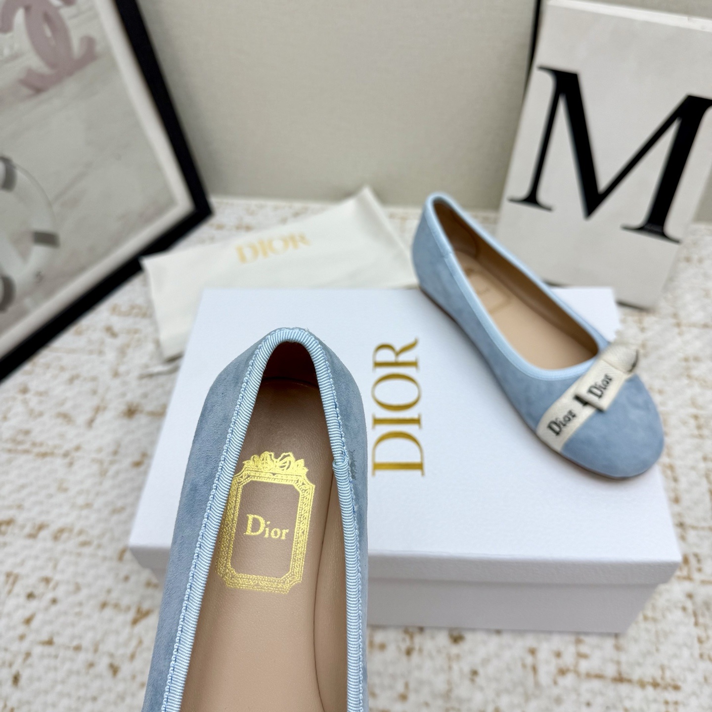 DIOR Slippers in Premium Leather with Molded Rubber Outsole Genuine Lambskin Lining Italian Suede