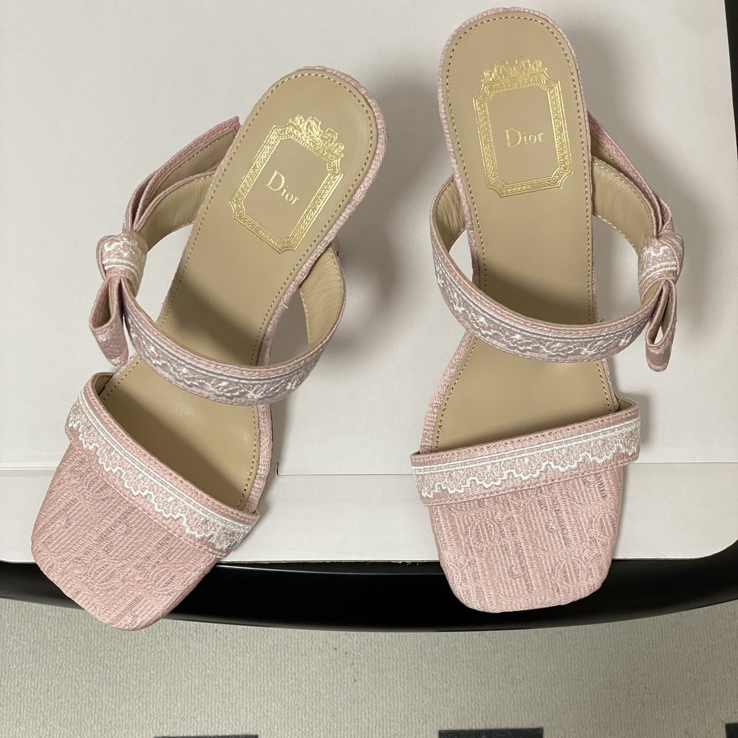 DIOR Sandals in Premium Leather with Molded Rubber Outsole Genuine Lambskin Lining Italian Suede S
