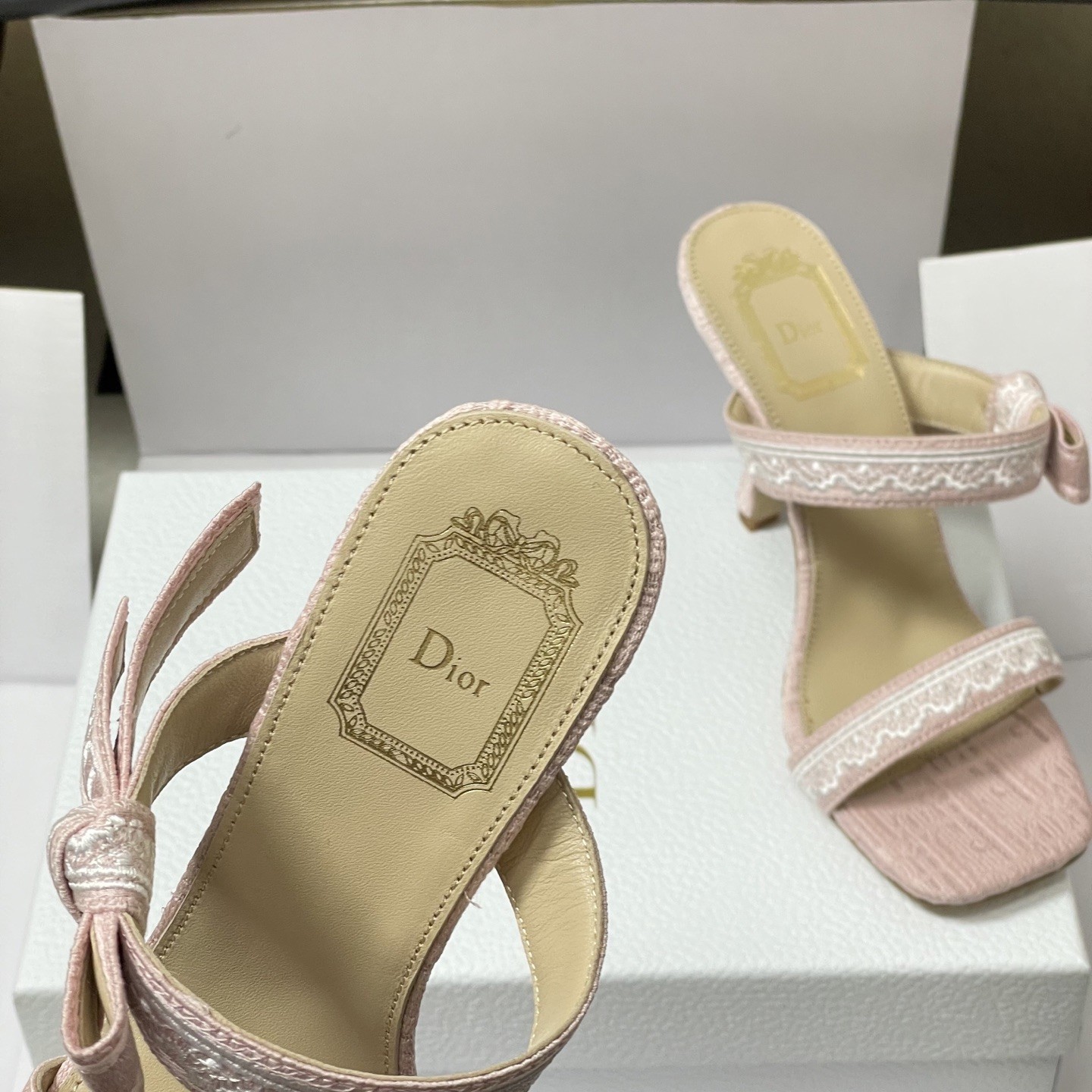 DIOR Sandals in Premium Leather with Molded Rubber Outsole Genuine Lambskin Lining Italian Suede S