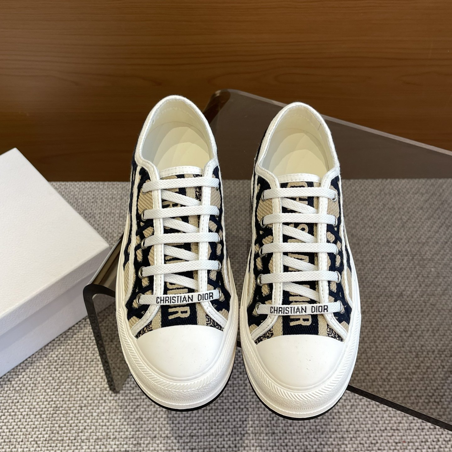 CHANEL Boots in Premium Leather with Molded Rubber Outsole Genuine Lambskin Lining Italian Suede S