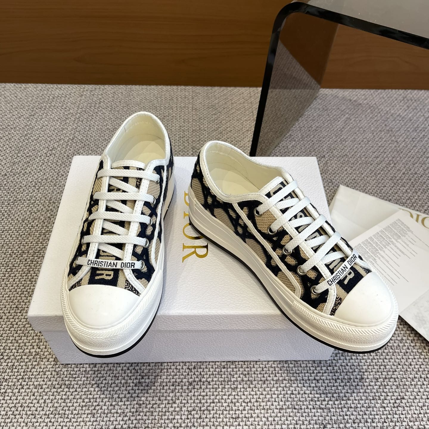 CHANEL Boots in Premium Leather with Molded Rubber Outsole Genuine Lambskin Lining Italian Suede S