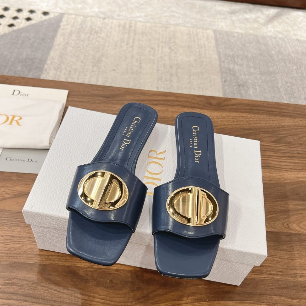 DIOR Sandals in Premium Leather with Molded Rubber Outsole Genuine Lambskin Lining Italian Suede S