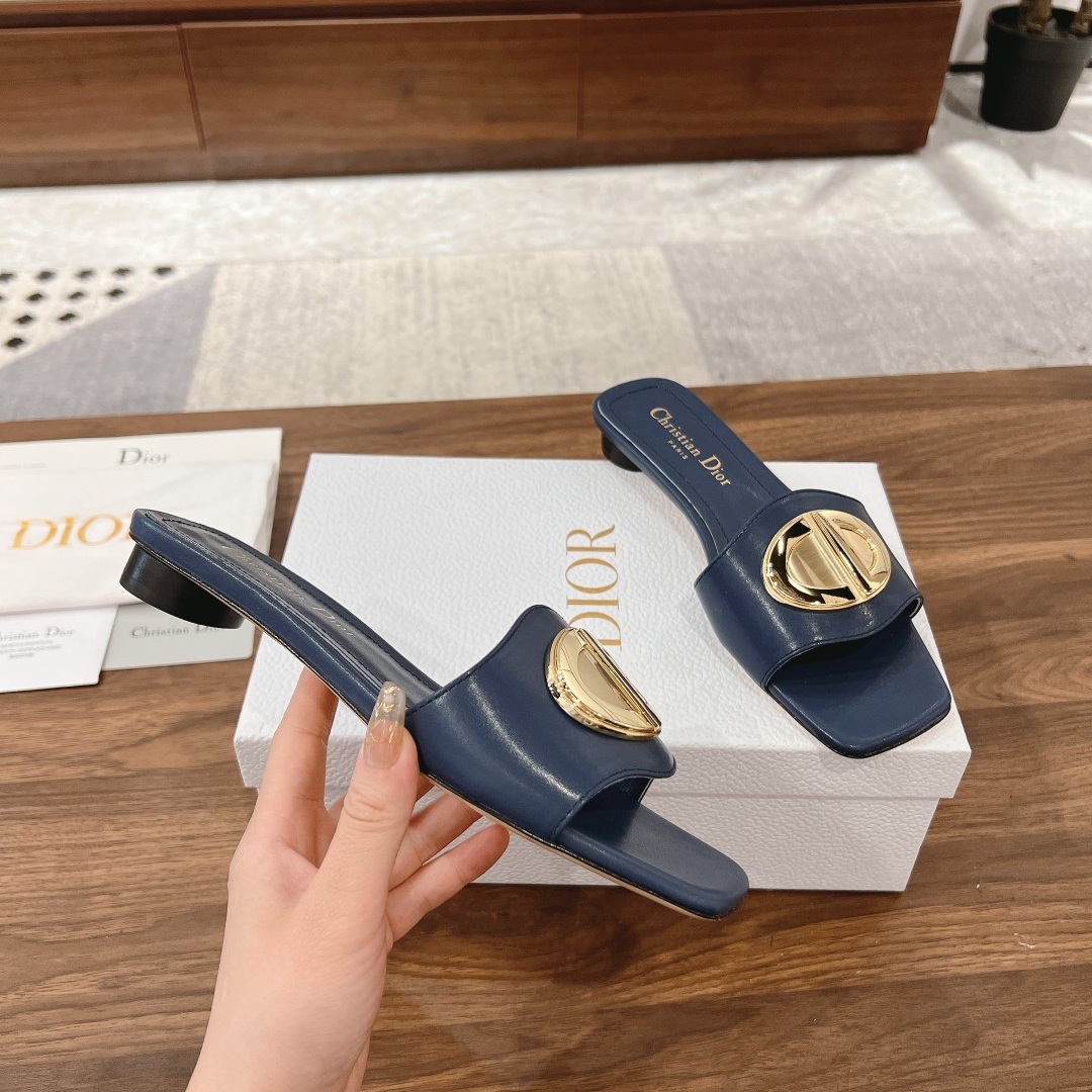 DIOR Sandals in Premium Leather with Molded Rubber Outsole Genuine Lambskin Lining Italian Suede S